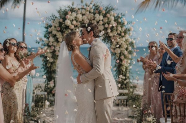 Beach wedding ceremony videography in Clearwater